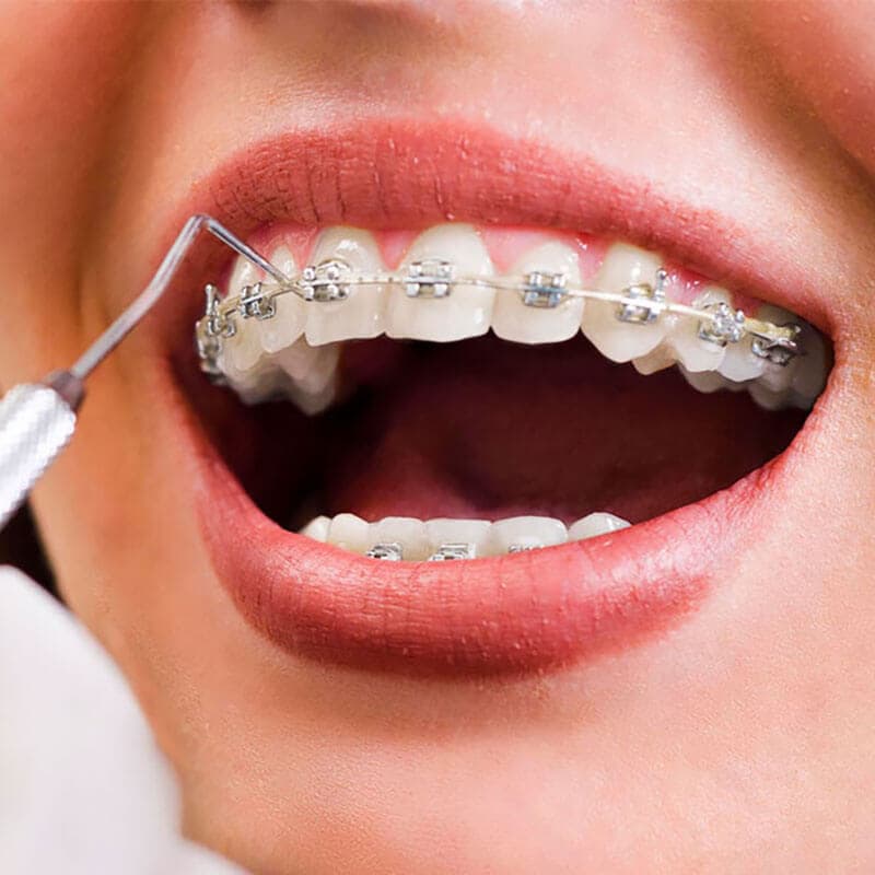 Equipe de dentistas da Oral Sin em Jaraguá do Sul